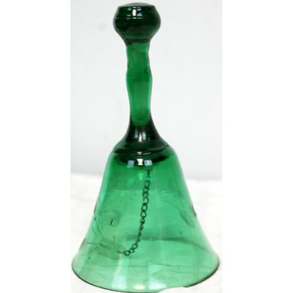 Vintage Green Glass Bell Etched Floral Pattern With Chain Glass Clapper - Picture 4 of 9